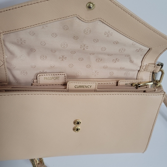 Chic Tory Burch Beige Envelope Robinson Crossbody Bag Clutch - Picture 9 of 15